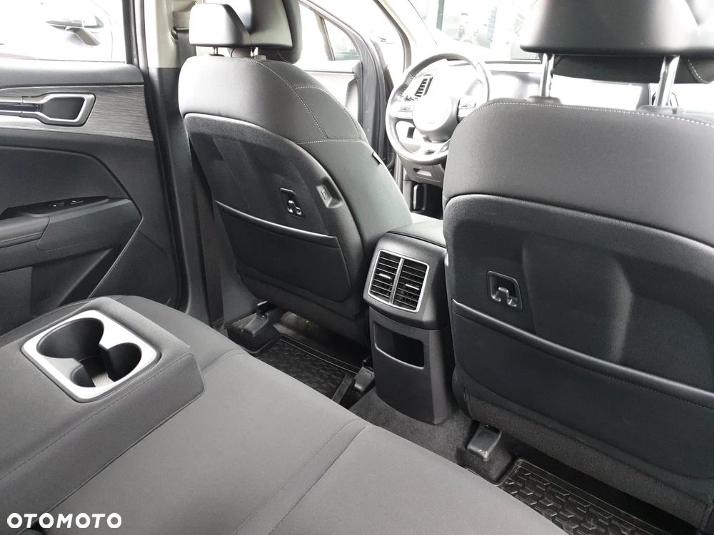 Kia Sportage 1.6 T-GDI L 2WD - 26