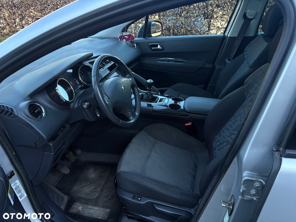 Peugeot 3008 1.6 Premium - 8