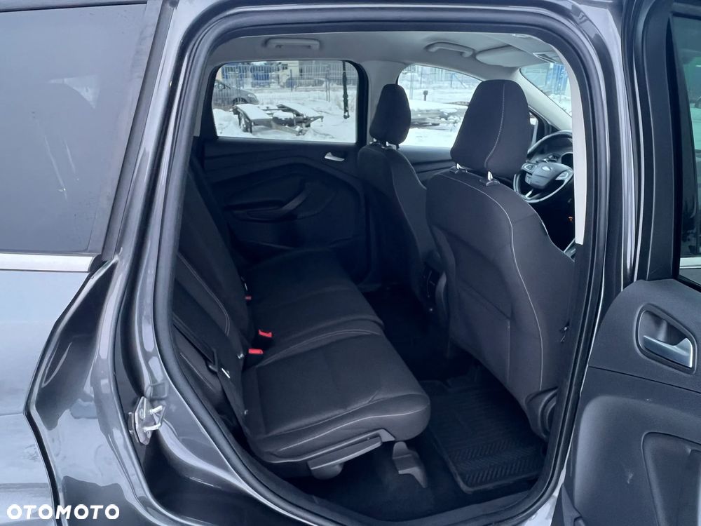 Ford Kuga 2.0 TDCi 4WD Titanium - 22