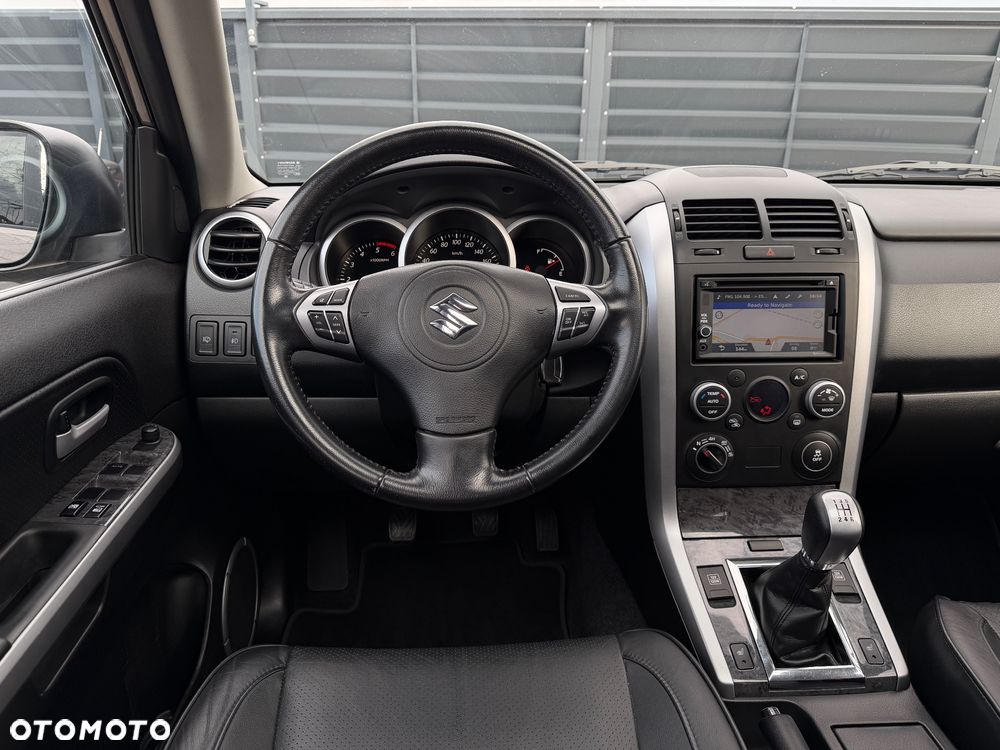 Suzuki Grand Vitara 1.9 DDiS Premium EU5 - 13