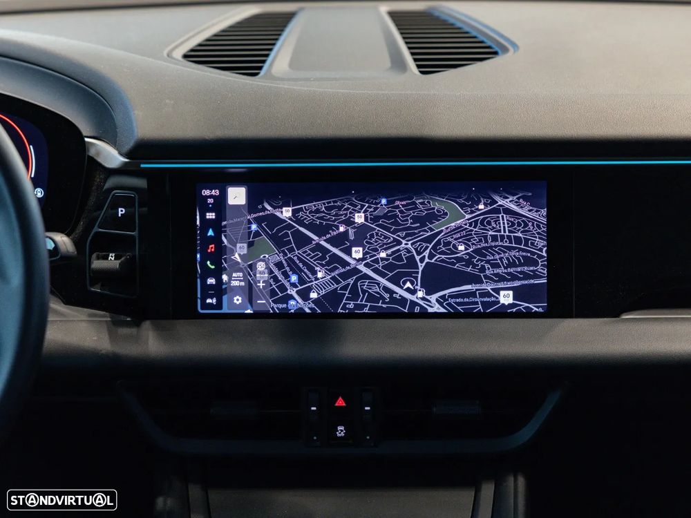 Porsche Macan Electric - 27