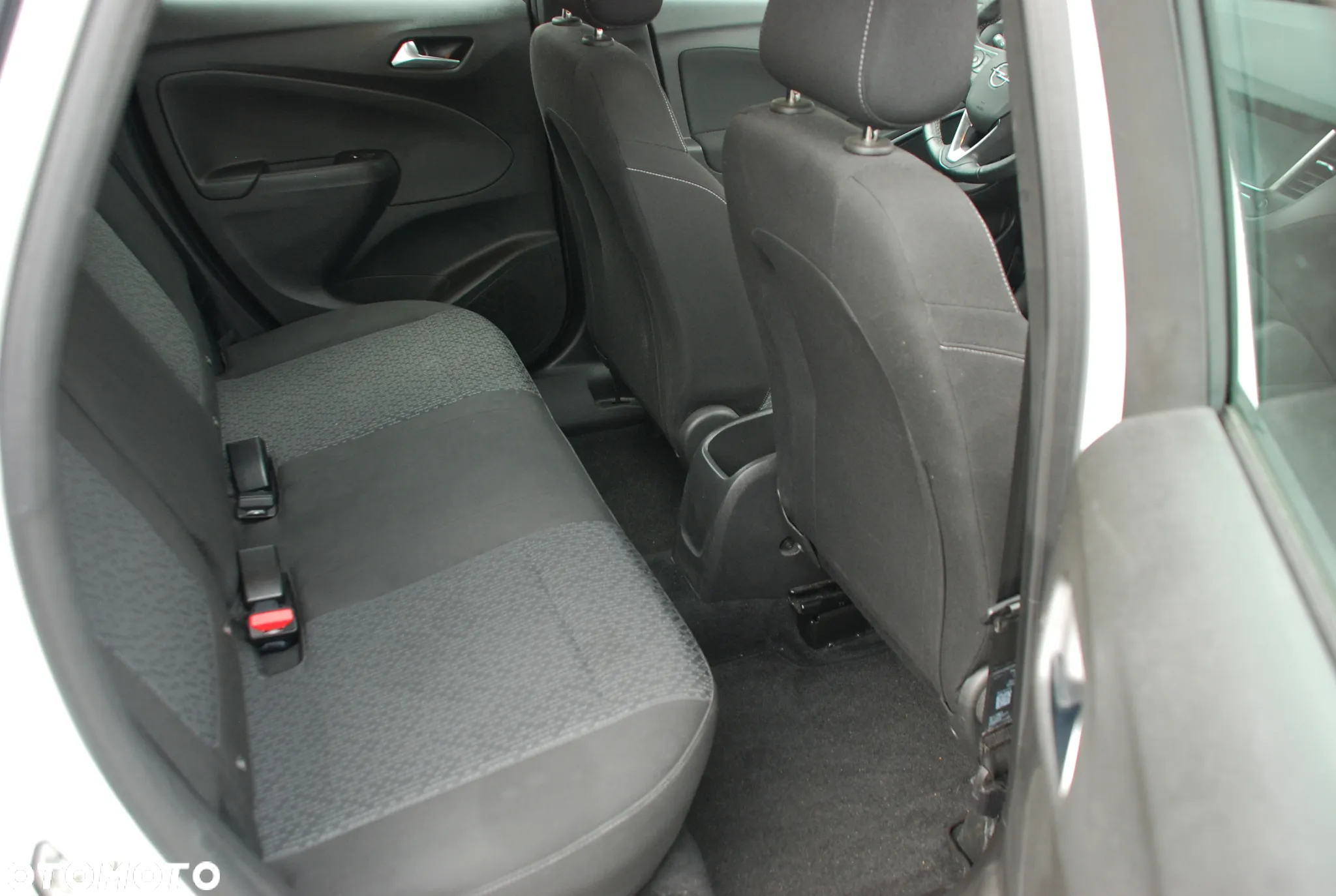 Opel Crossland X 1.2 Start/Stop Edition - 10