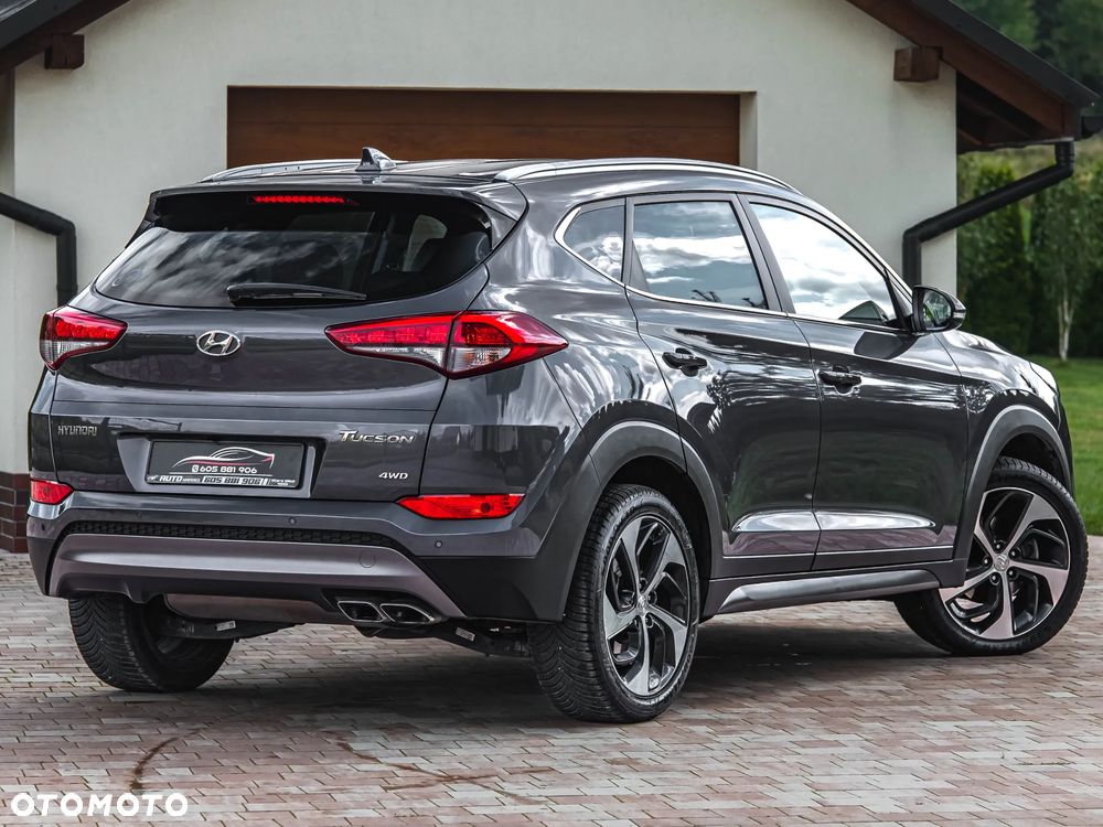 Hyundai Tucson 2.0 CRDi 4WD Automatik Advantage - 3