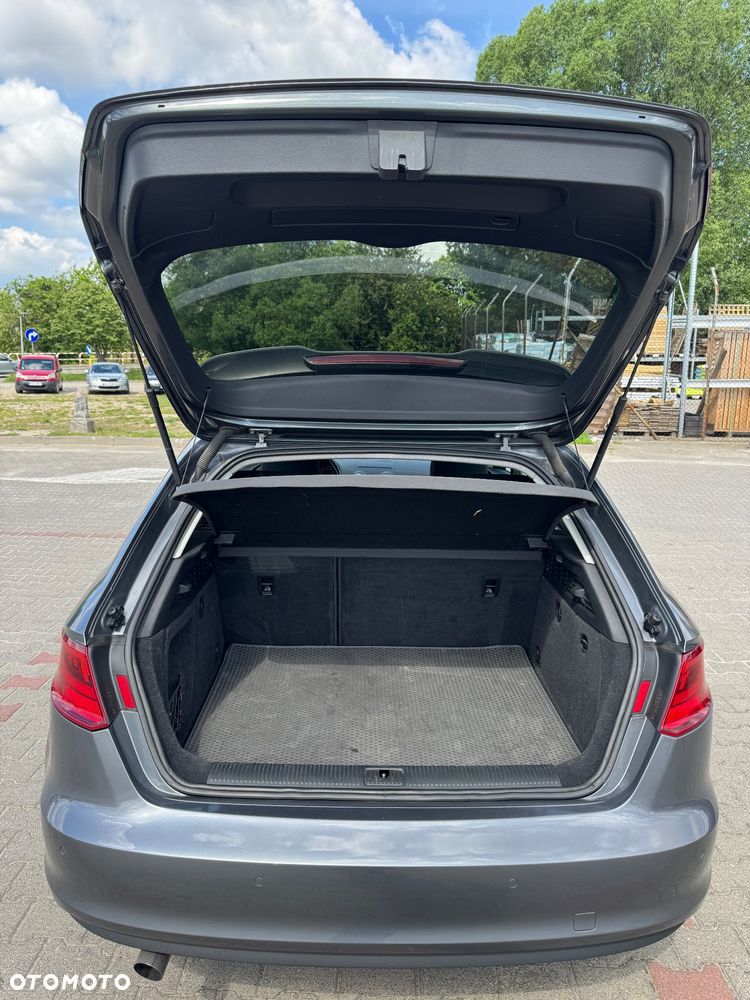 Audi A3 Sportback 1.6 TDI S tronic - 16