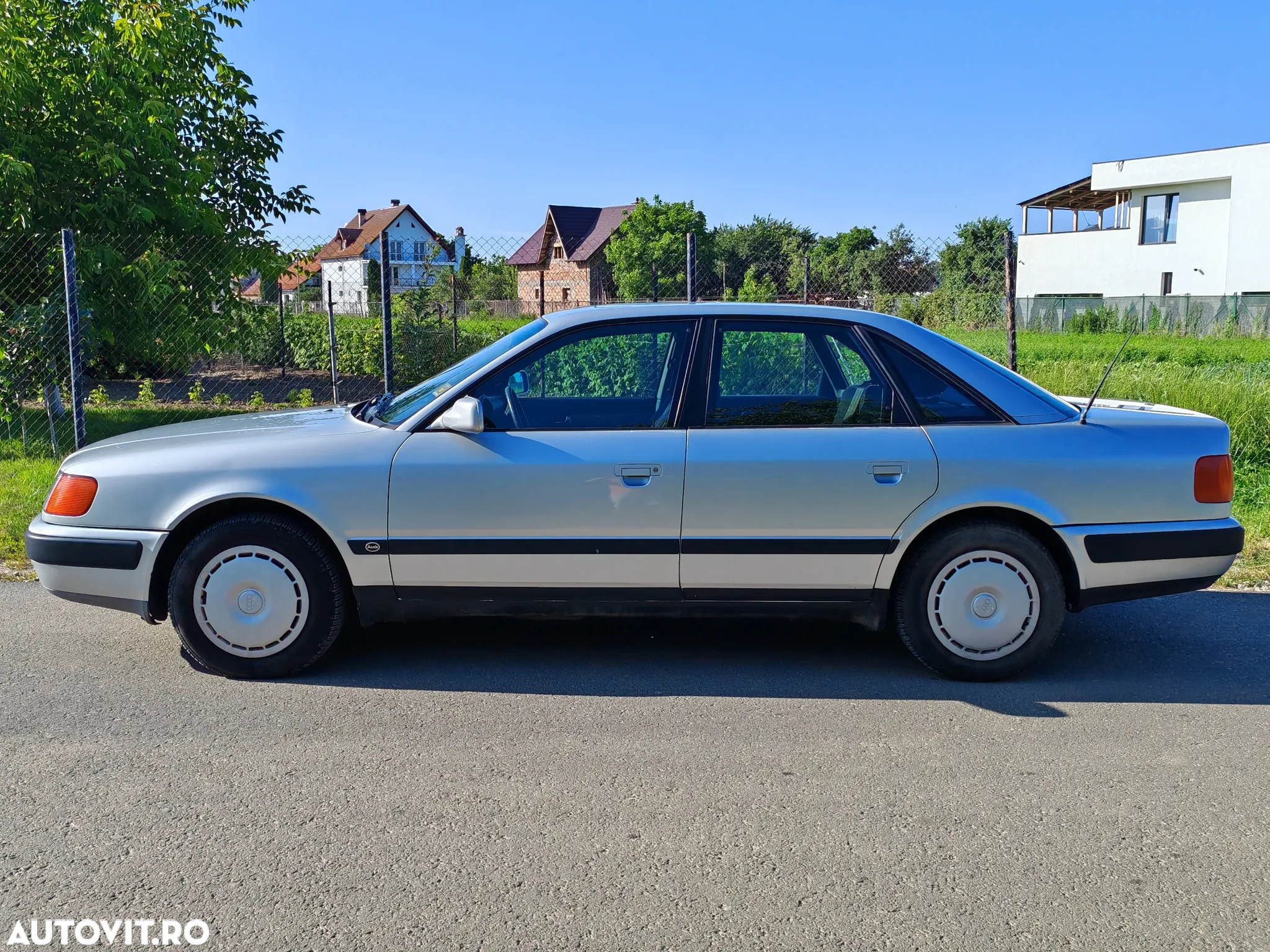 Audi 100 - 2