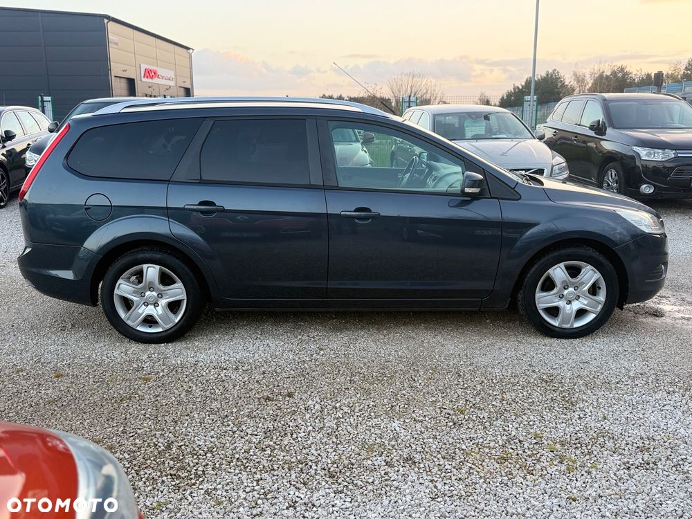 Ford Focus 1.6 16V Ambiente - 16