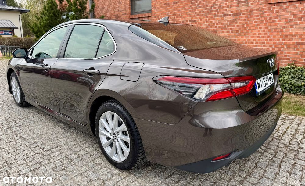 Toyota Camry 2.5 Hybrid Comfort CVT - 3