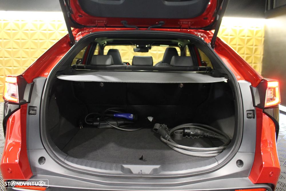 Subaru Solterra Platinum Plus - 26