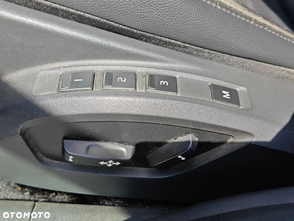 Volvo V50 D5 DPF Summum - 17