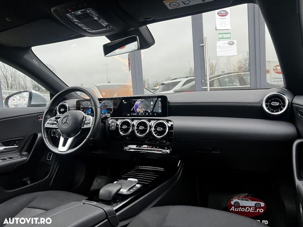 Mercedes-Benz CLA 180 d 8G-DCT - 5