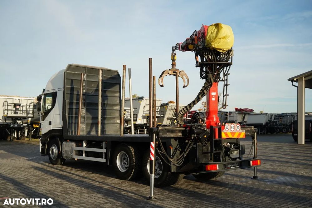 Iveco STRALIS 560 / 6X4 / PENTRU LEMN / PENTRU COPACI / PENTRU PĂDURE / REMORCĂ PALFINGER EPSILON / CAPACITATE DE RIDICARE - 5.250 KG - 4
