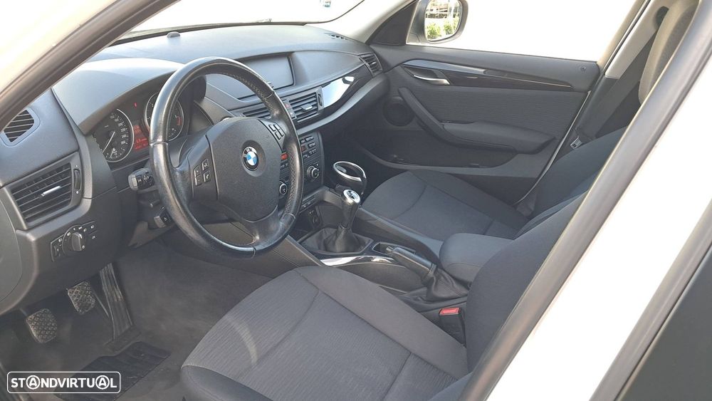 BMW X1 18 d xDrive - 10