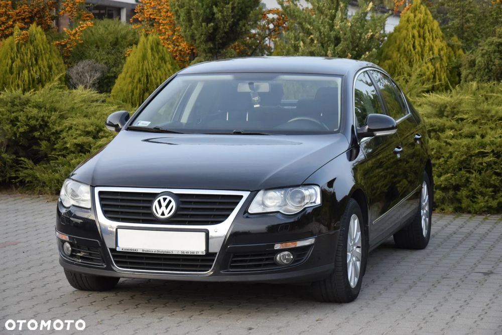 Volkswagen Passat 1.8 TSI Trendline - 1