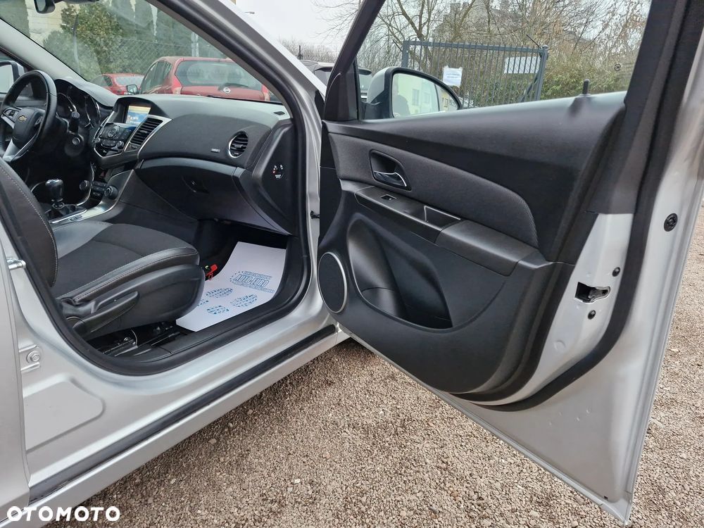 Chevrolet Cruze 1.4 T LTZ - 15