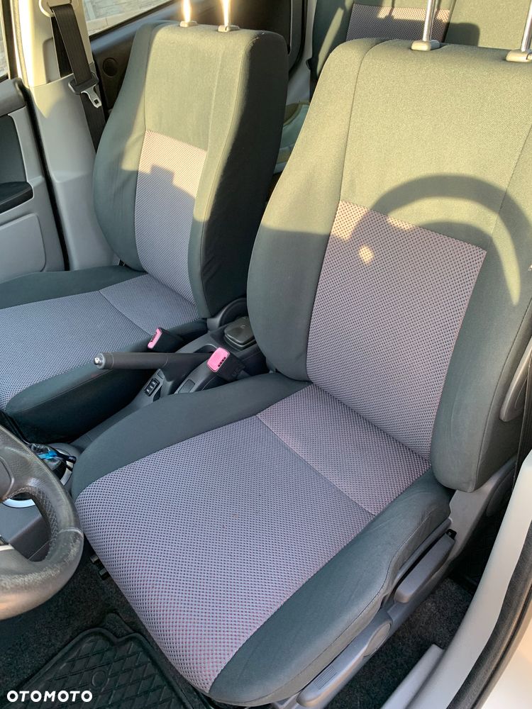 Suzuki SX4 1.9 DDiS DPF 4x4 Comfort - 11