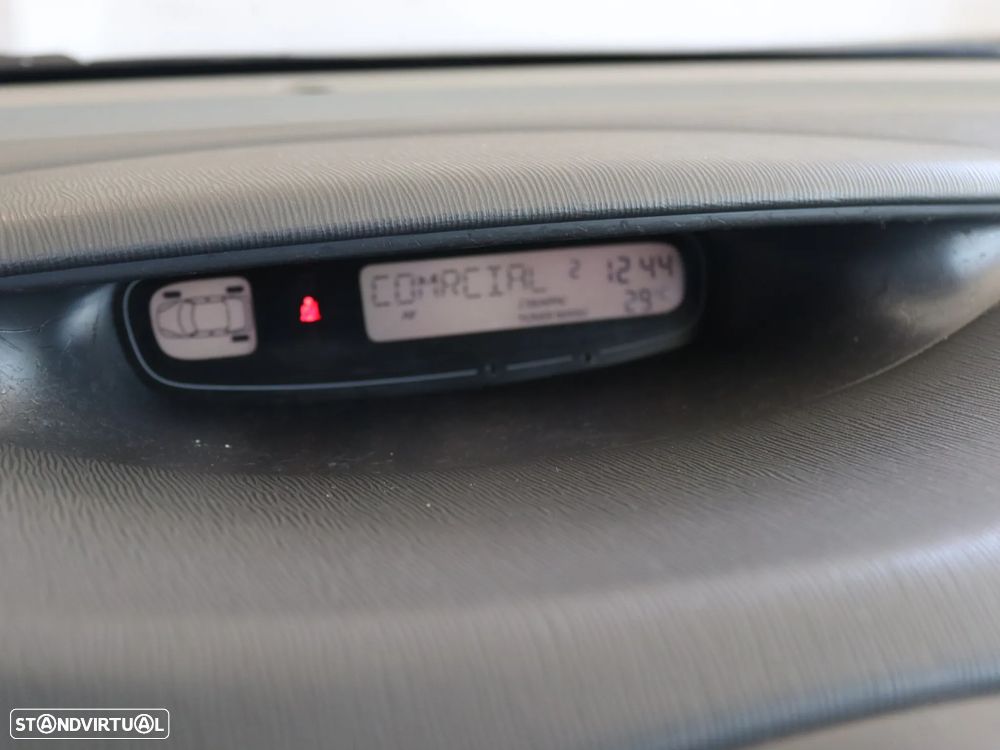 Renault Laguna 1.9 dCi Privilège - 28