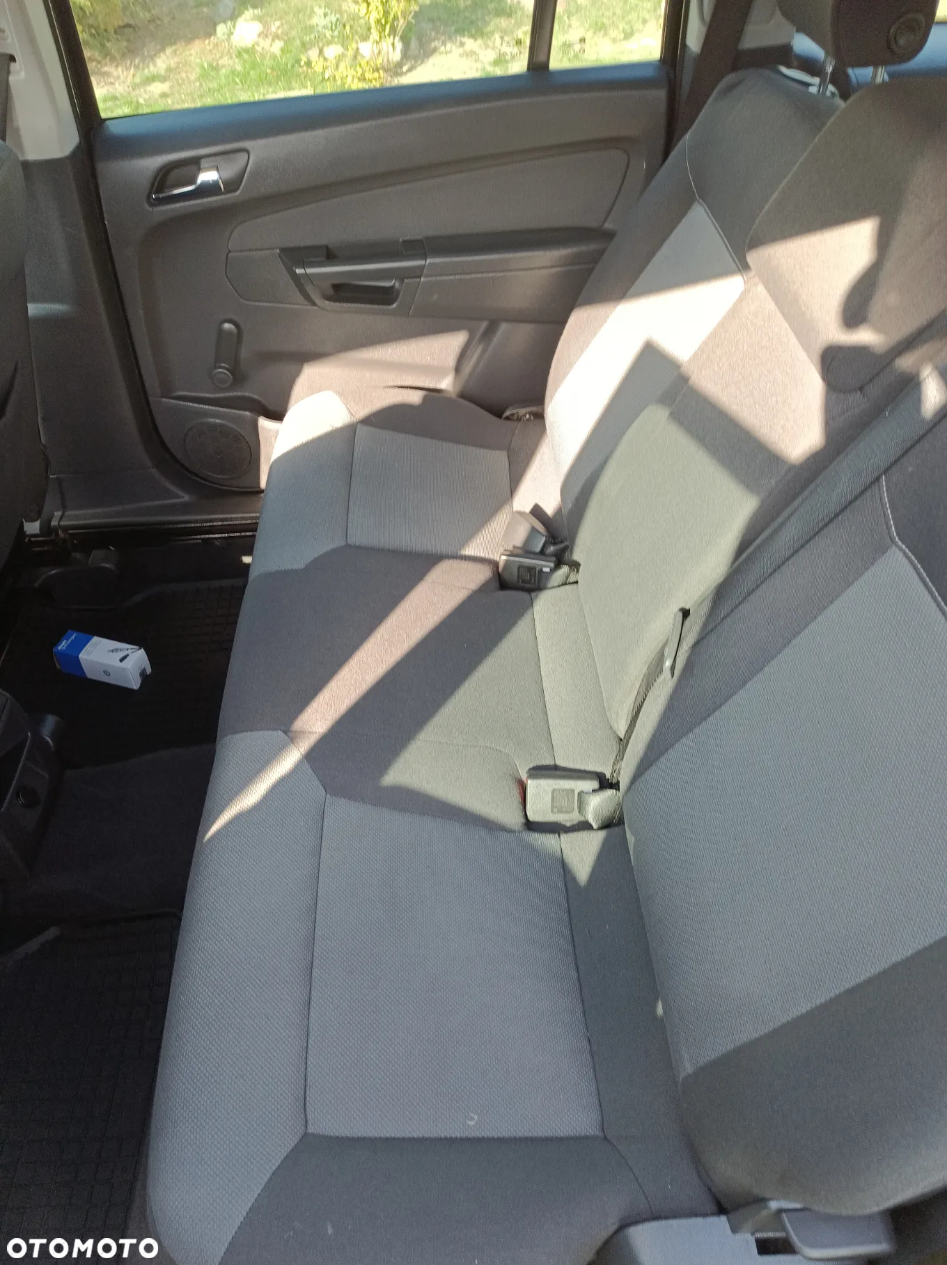 Opel Zafira 1.6 - 8