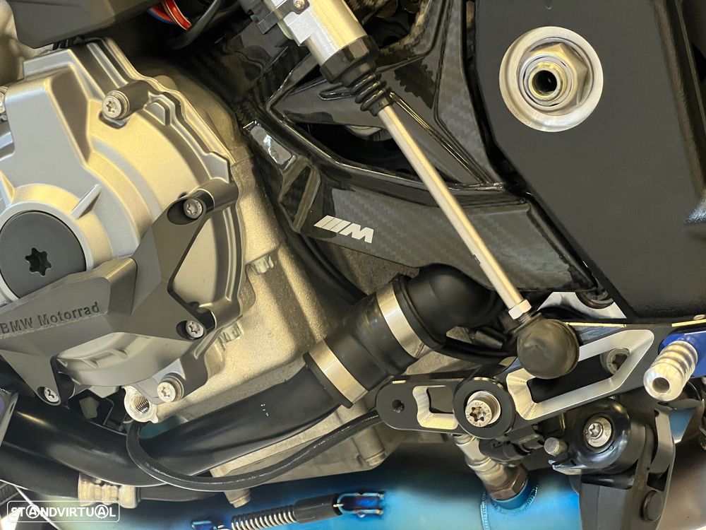 BMW M 1000 R M Competition - Carbon / Akrapovic - 22