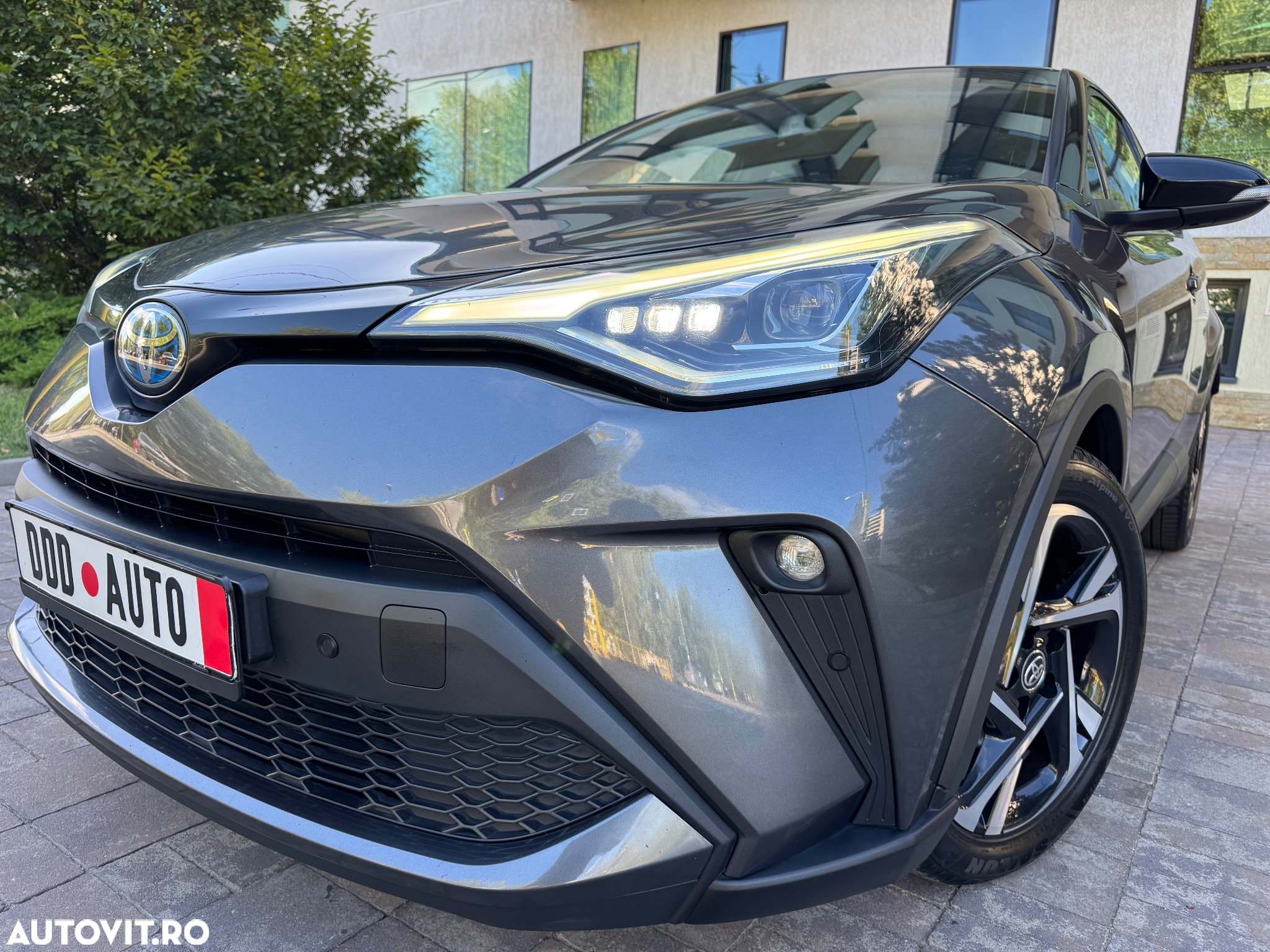 Toyota C-HR 1.8 HSD 122 CP 4x2 CVT C-ult Style bi-tone - 14