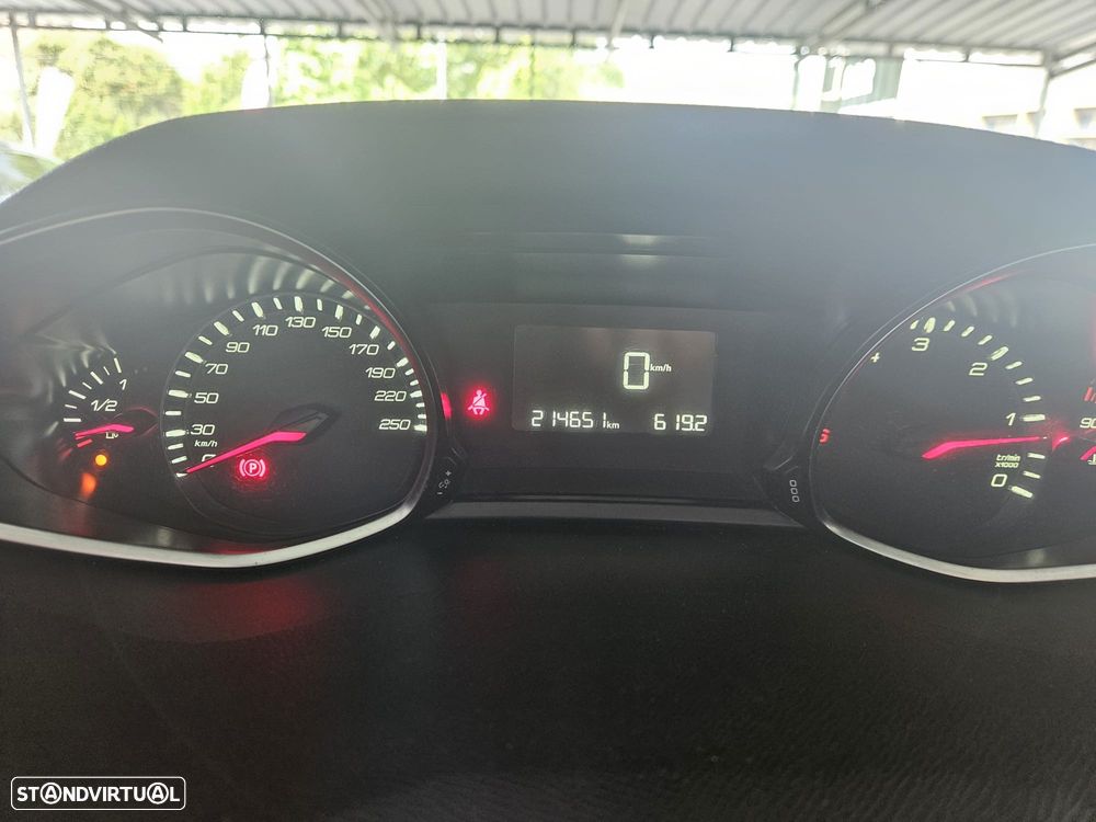 Peugeot 308 SW BlueHDi 120 Stop & Start Business-Line - 17