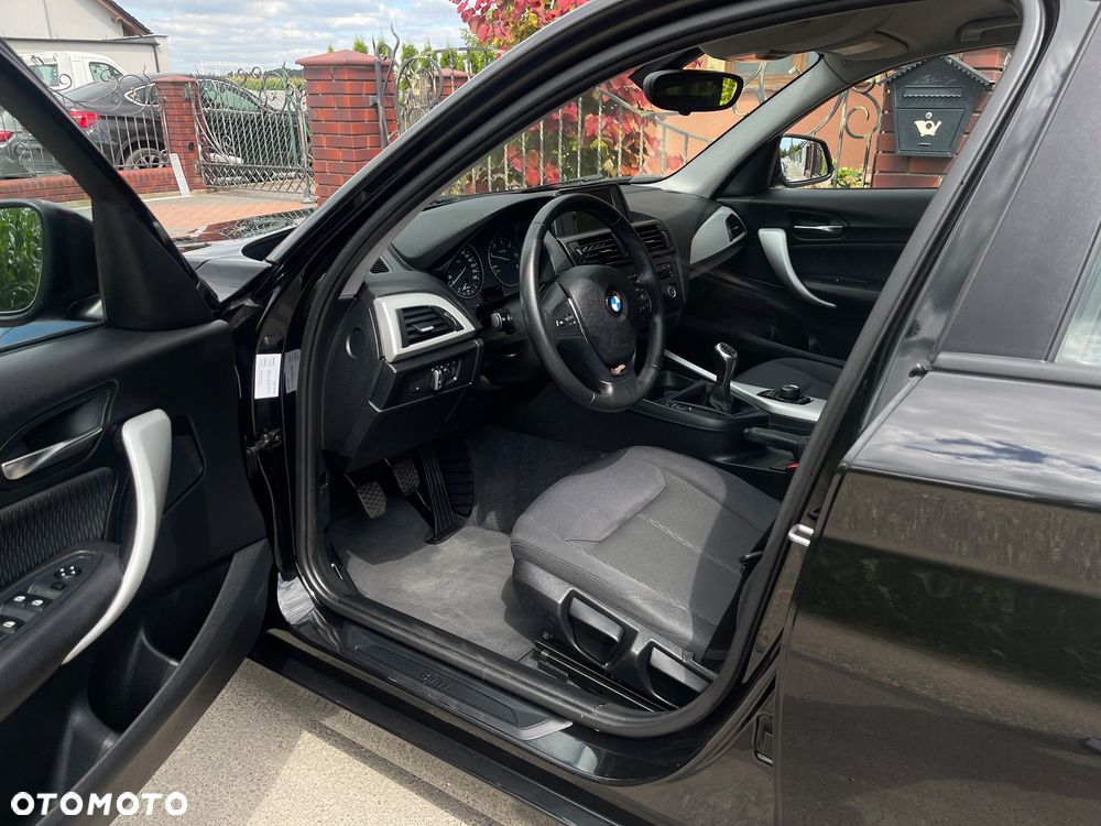BMW Seria 1 118d DPF Edition Lifestyle - 26