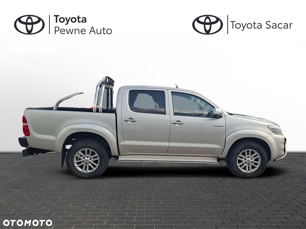 Toyota Hilux 3.0 D-4D SR5 - 6
