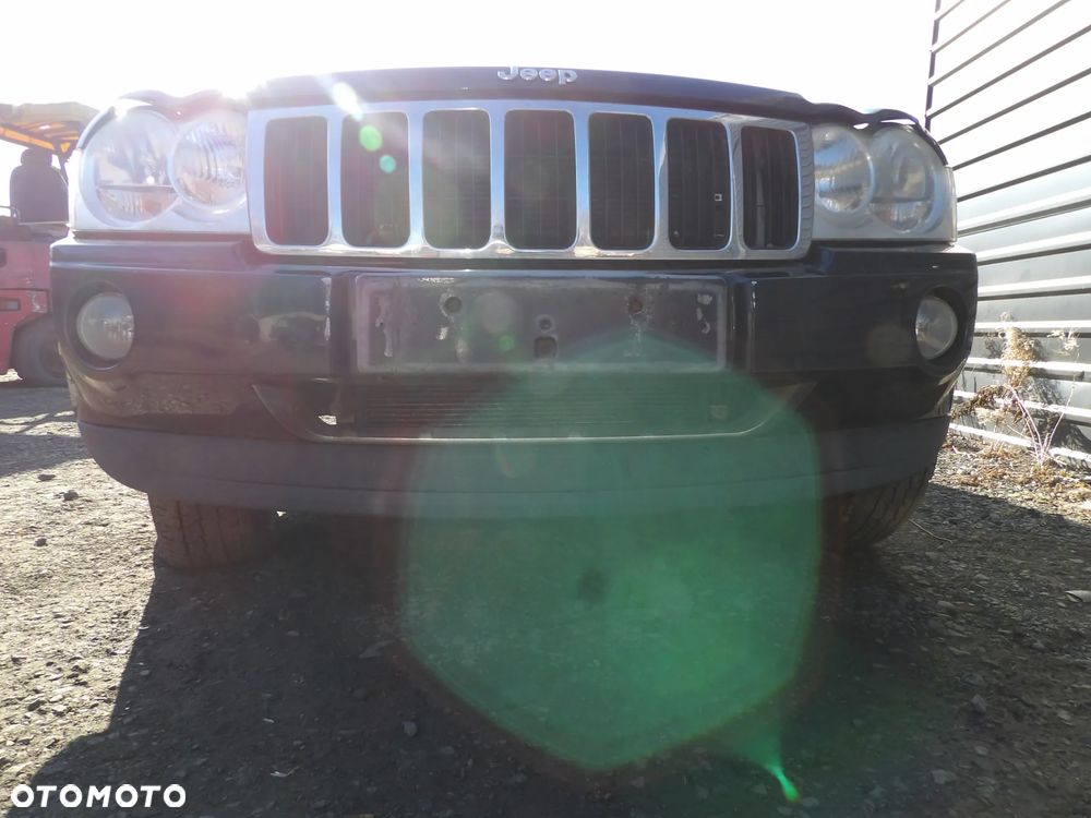 JEEP GRAND CHEROKEE WK GRILL ATRAPA 05-10 R. - 4