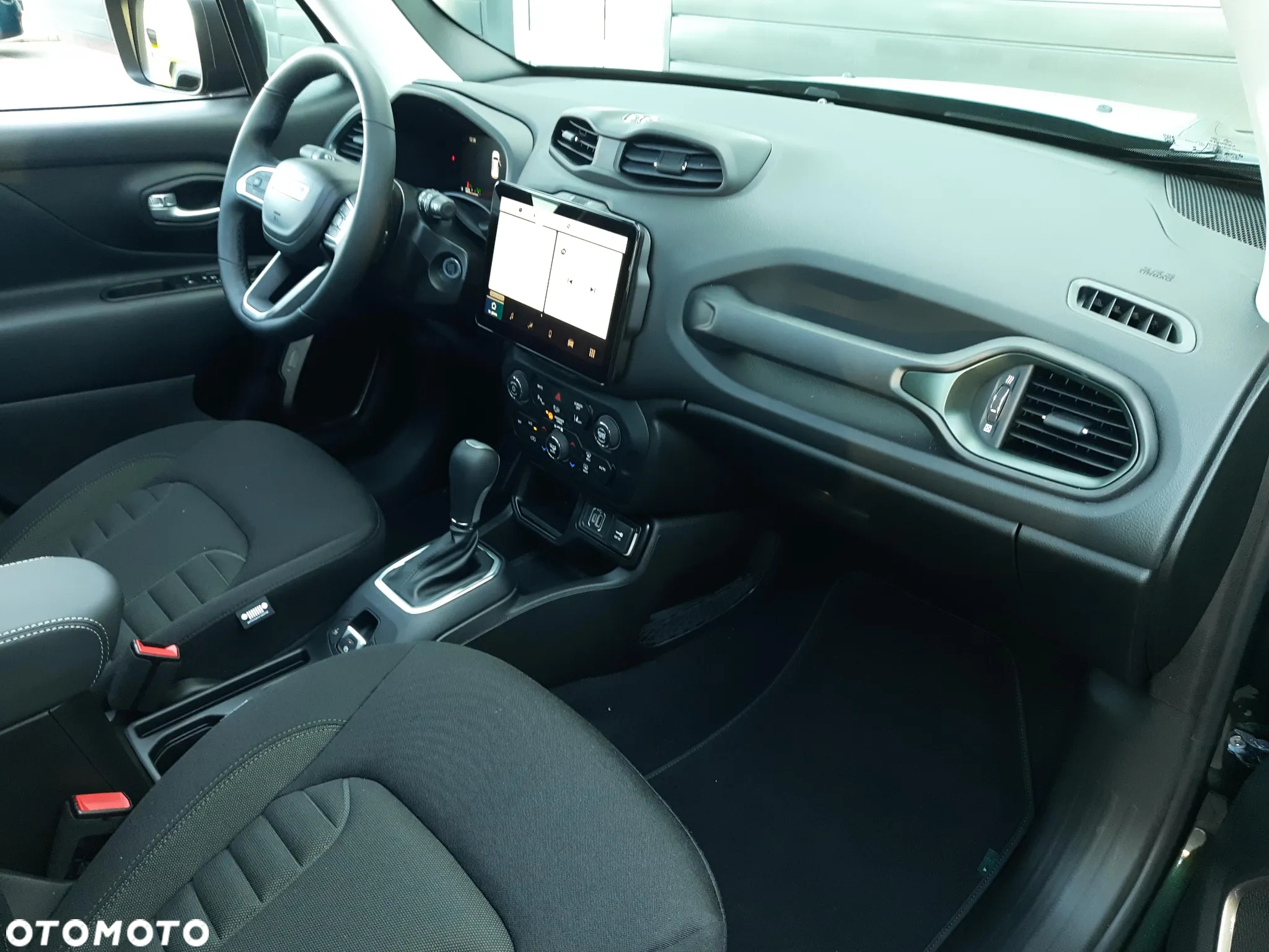 Jeep Renegade 1.5 T4 mHEV North Star FWD S&S DCT - 25