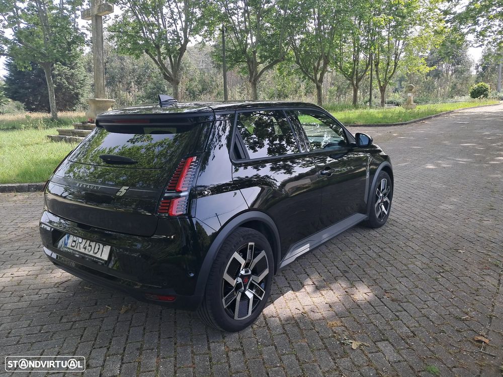 Renault 5 E-Tech 52 kWh Iconic Cinq Autonomia Conforto - 6