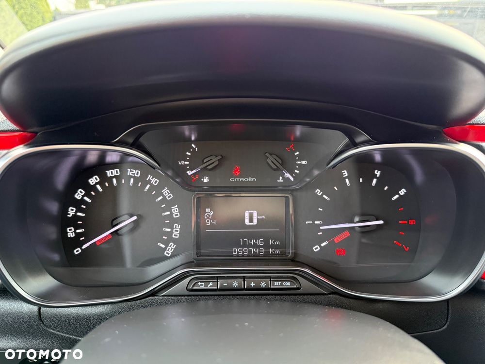 Citroën C3 Pure Tech 82 SHINE - 23