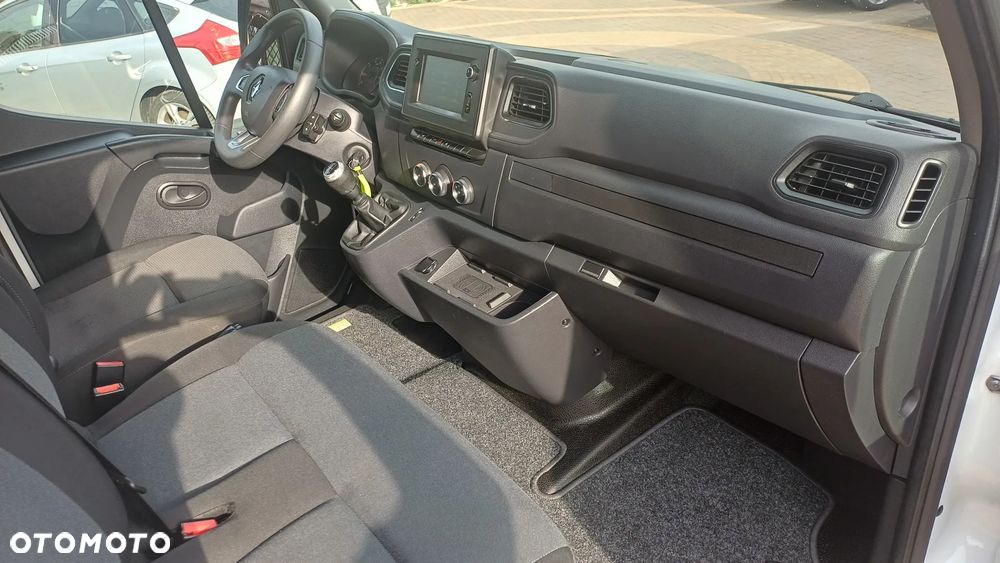Renault Master L2H3 - 8