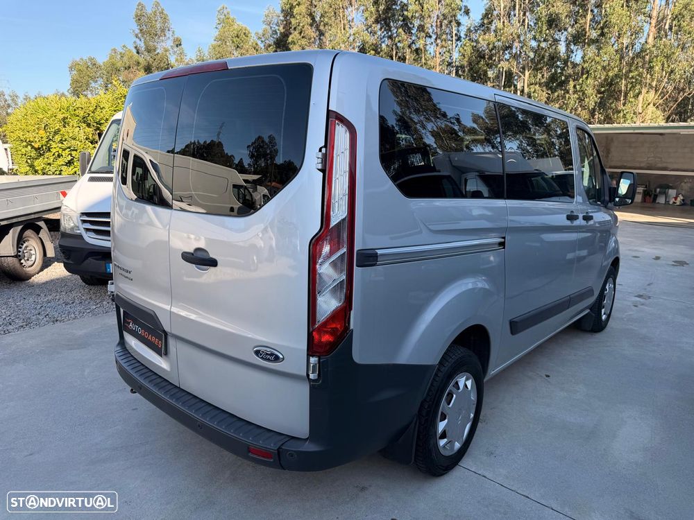 Ford Transit Custom - 9 Lugares - 6
