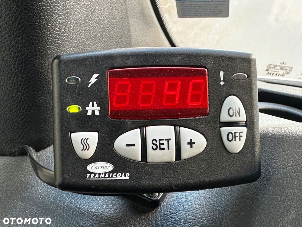 Mercedes-Benz Sprinter - 17