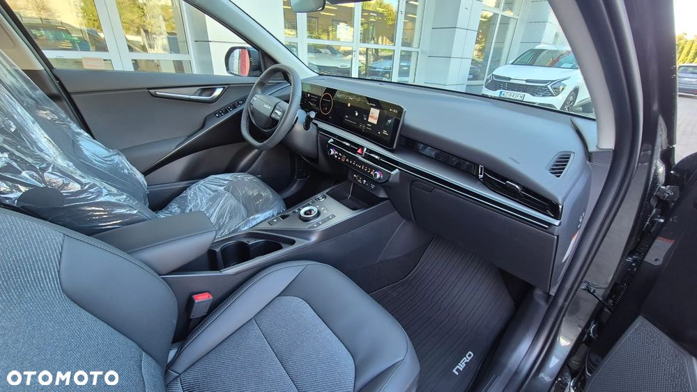 Kia Niro 1.6 GDI Hybrid Business Line - 20