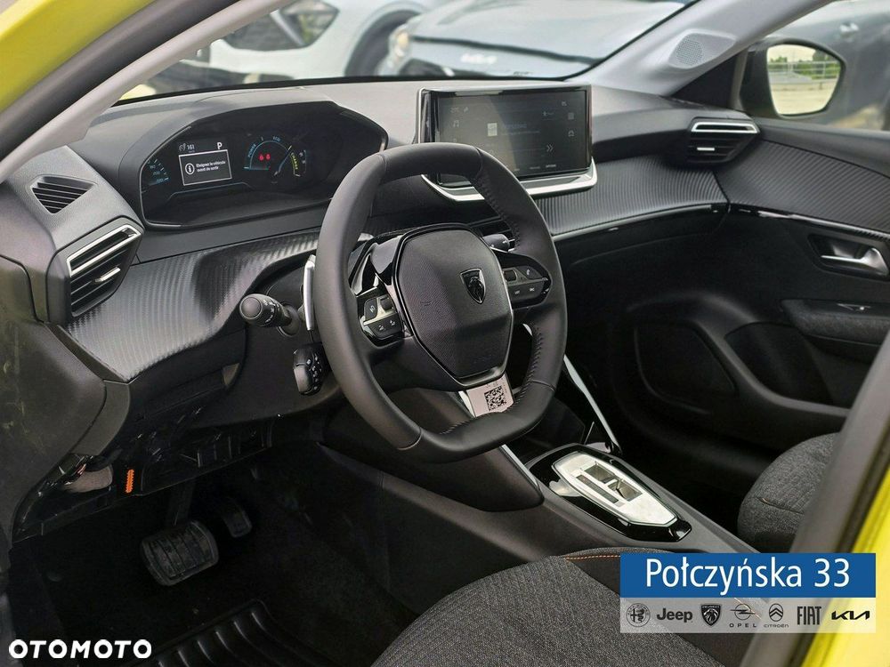 Peugeot 208 - 11