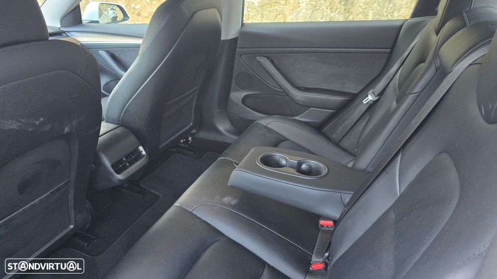 Tesla Model 3 - 59