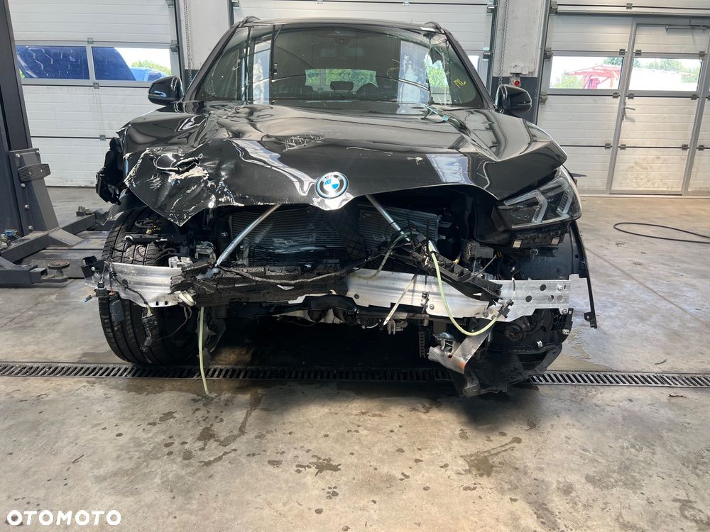 BMW X1 xDrive25e M Sportpaket - 7