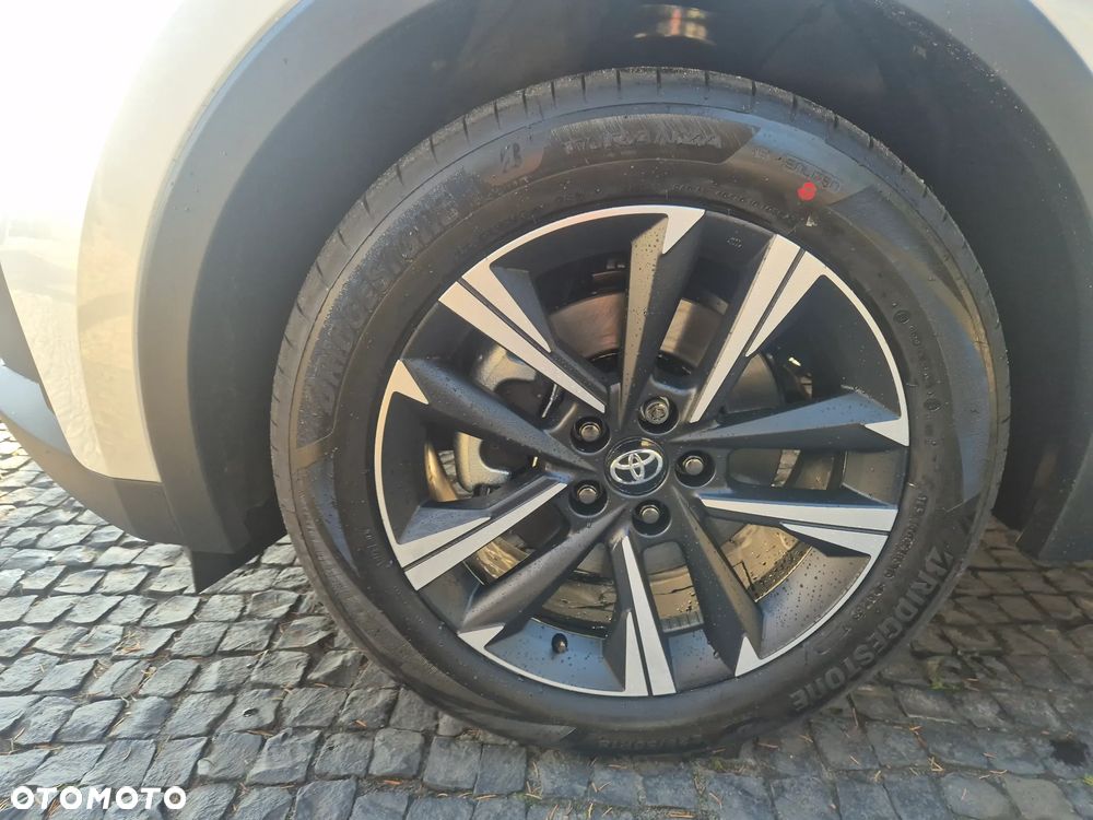 Toyota C-HR - 7