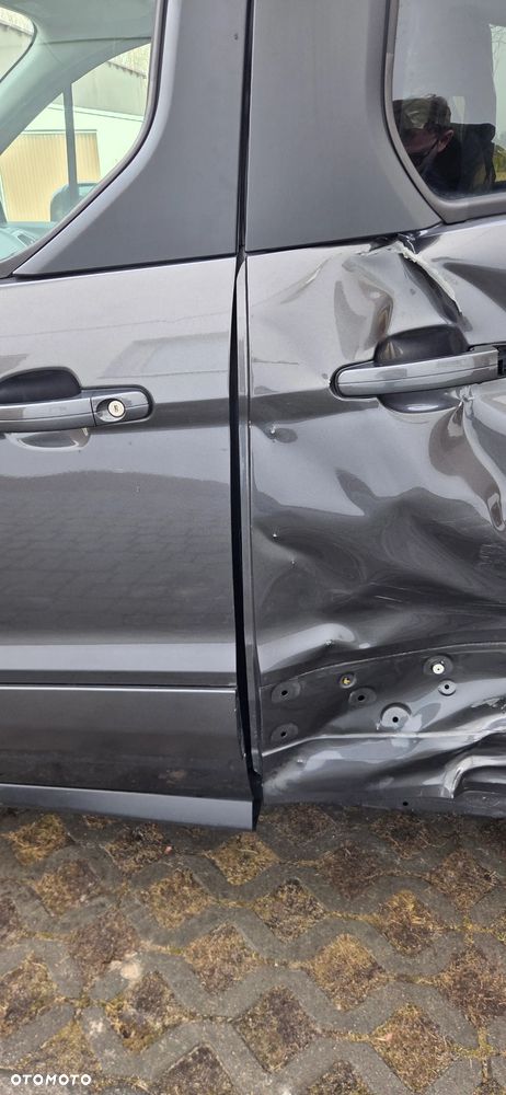 Ford Tourneo Connect Gr 1.5 EcoBlue Titanium PowerShift - 6