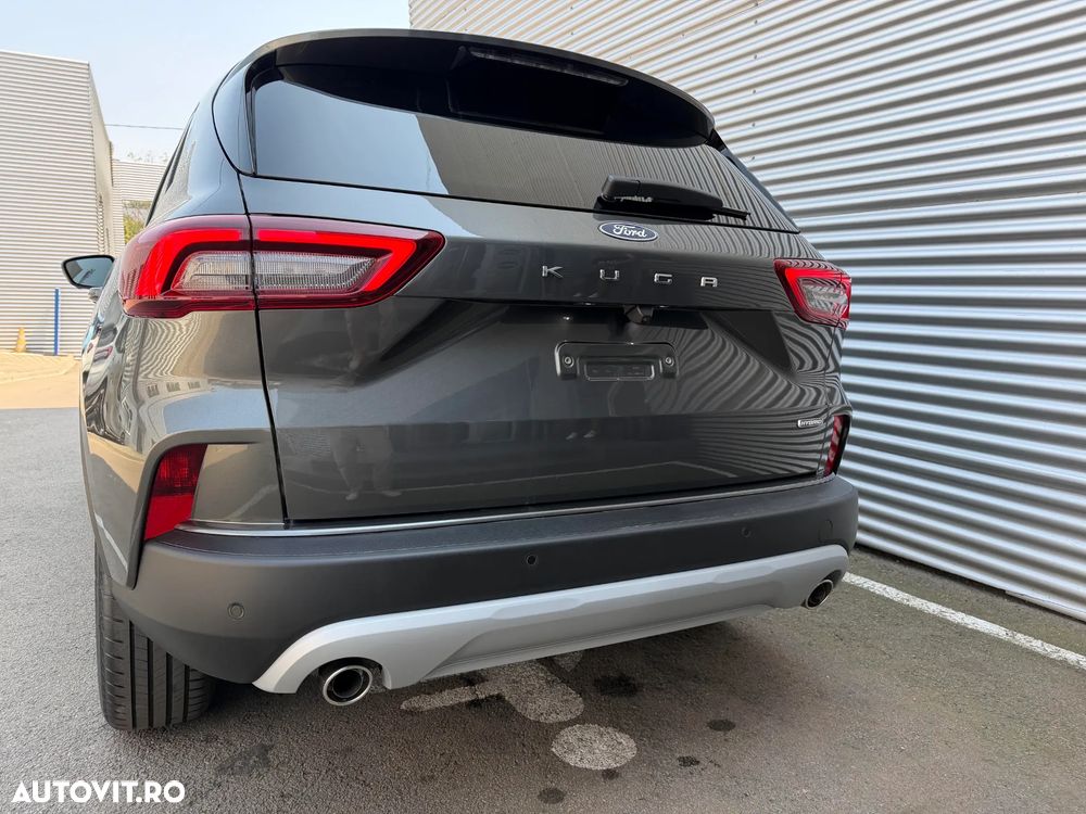 Ford Kuga 2.5 Duratec FWD FHEV Titanium - 27