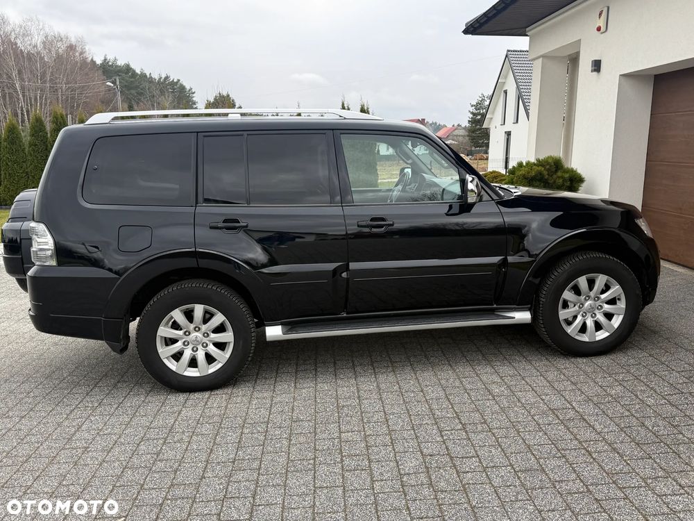Mitsubishi Pajero 3.2 DID Instyle - 23
