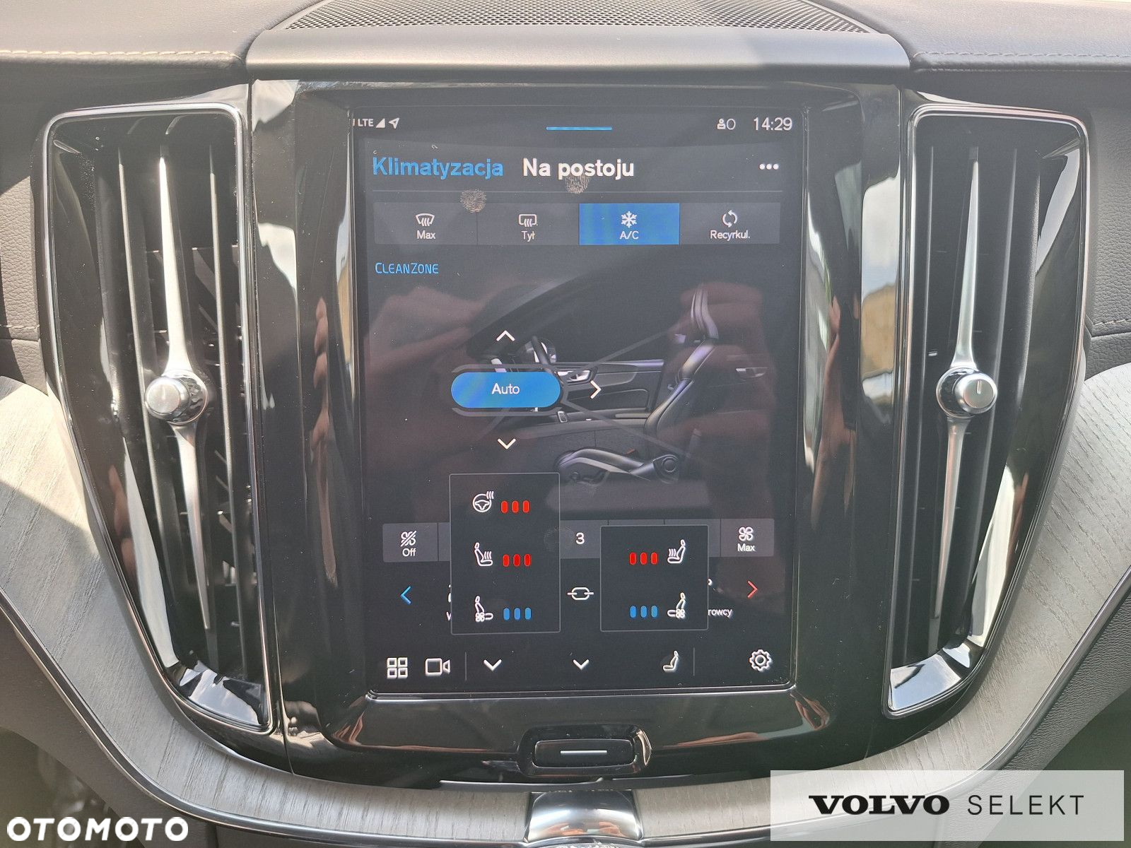 Volvo XC 60 - 23