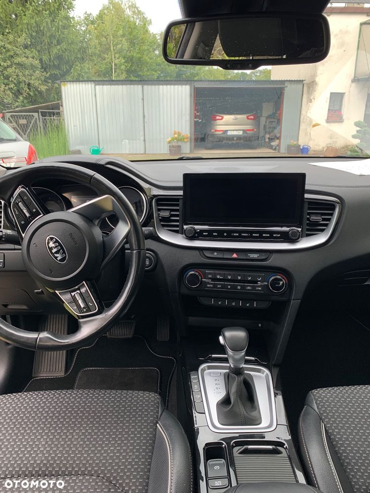 Kia XCeed 1.6 CRDi (48V Mild-Hybrid) DCT7 PLATINUM - 10