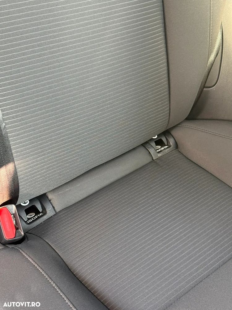 Land Rover Discovery Sport - 21