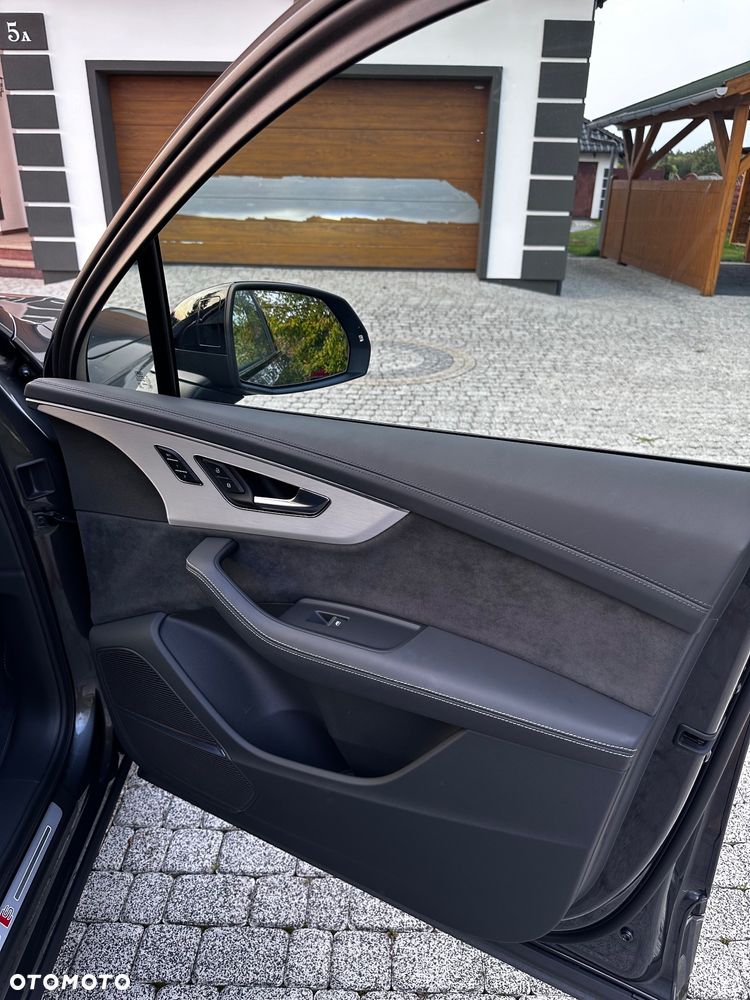 Audi Q7 - 37
