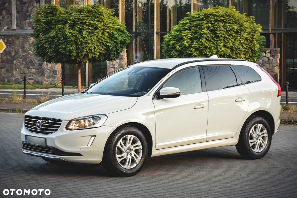 Volvo XC 60 2.4D AWD Momentum - 8