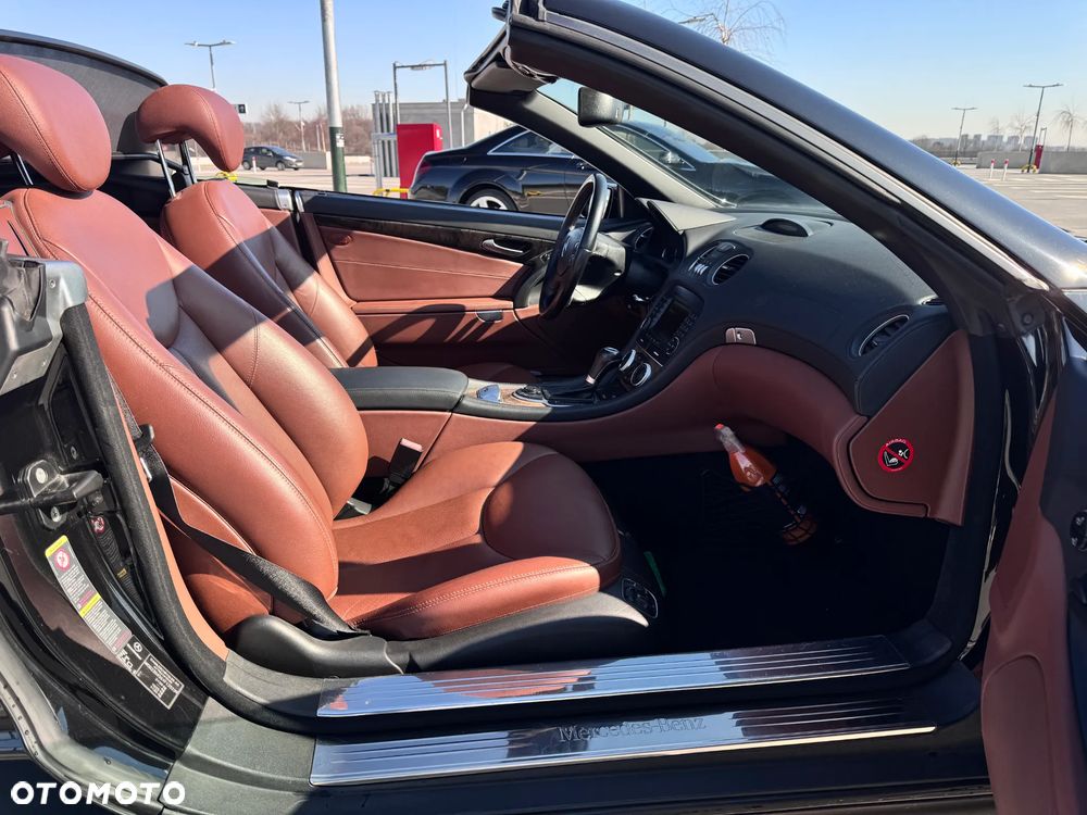 Mercedes-Benz SL - 27