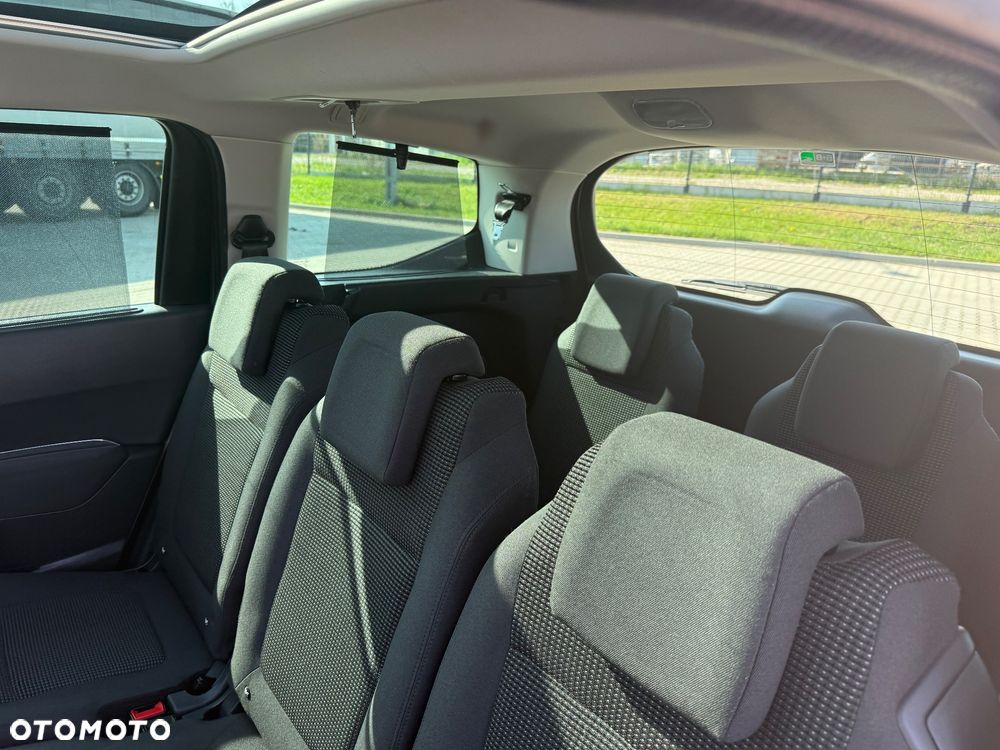 Peugeot 5008 2.0 HDi Allure 7os - 18