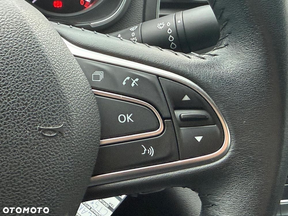 Renault Megane 1.3 TCe FAP Limited - 15