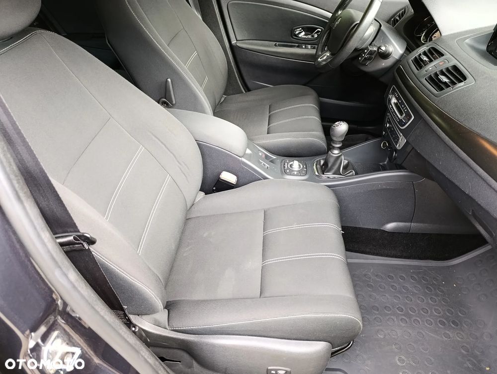 Renault Megane ENERGY TCe 115 Start & Stopp LIMITED - 26